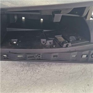 Cassetto vano portaoggetti cruscotto lato passeggero Renault Megane III Sportour KZ 1.5 dCi 2012 681080008R