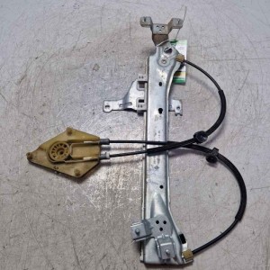 Meccanismo alzavetro post SX Renault Megane III Sportour KZ 1.5 dCi 2012 827210008R