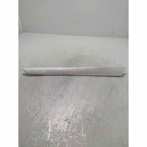 Inserto listello finitura interna portiera ant SX Audi A6 Avant 4F5 3.0 TDI quattro 2007 4F0867409
